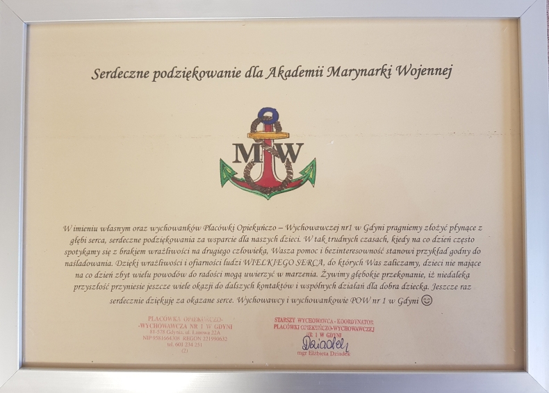 Podchorążowie "osłodzili" życie dzieciom - GospodarkaMorska.pl