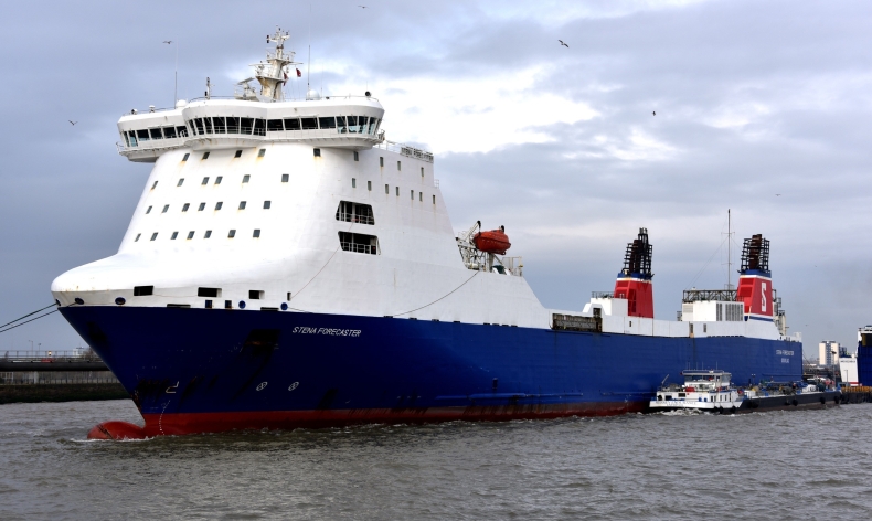 P&O Ferries wyczarteruje statek STENA FORECASTER - GospodarkaMorska.pl