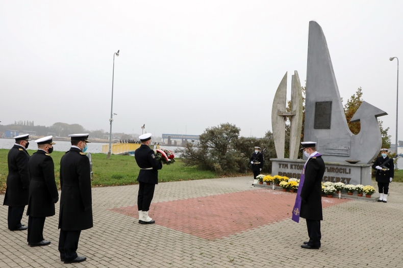 102. Rocznica Odzyskania Niepodległości - GospodarkaMorska.pl