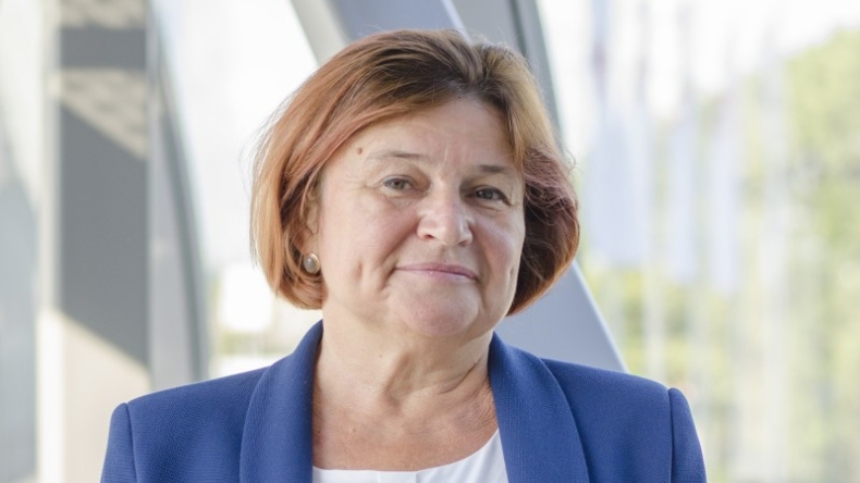 Zofia Paryła p.o. prezesa zarządu Grupy Lotos - GospodarkaMorska.pl