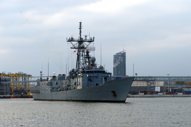 ORP Pułaski wrócił do domu - GospodarkaMorska.pl