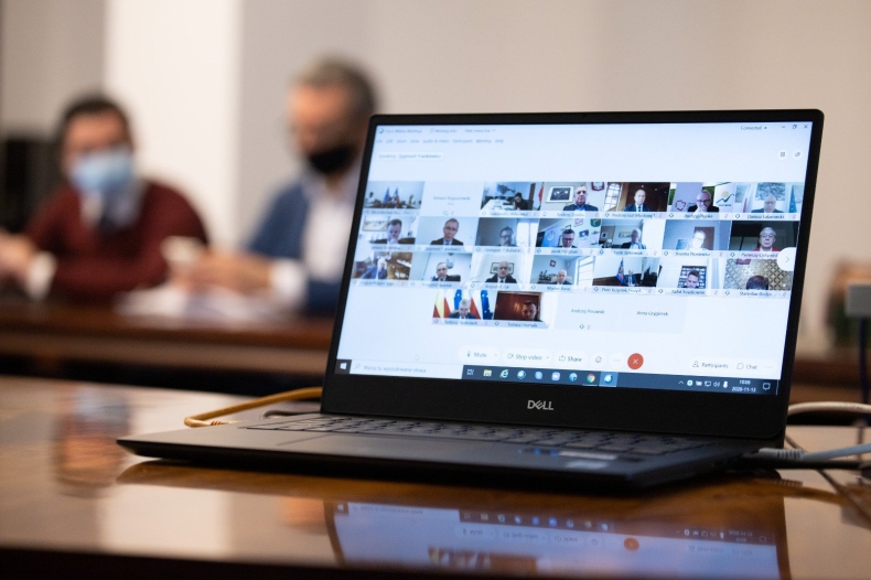 Gowin rozmawiał z samorządowcami m.in. o szybkim powrocie na ścieżkę wzrostu gospodarczego - GospodarkaMorska.pl