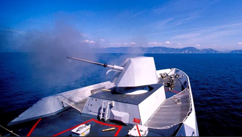 Amunicja ćwiczebna do armat morskich niemieckich fregat - GospodarkaMorska.pl