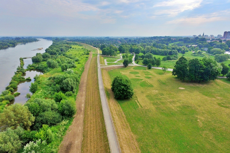 Stop powodzi. Lista celów i działań w projekcie aktualizacji PZRP  - GospodarkaMorska.pl
