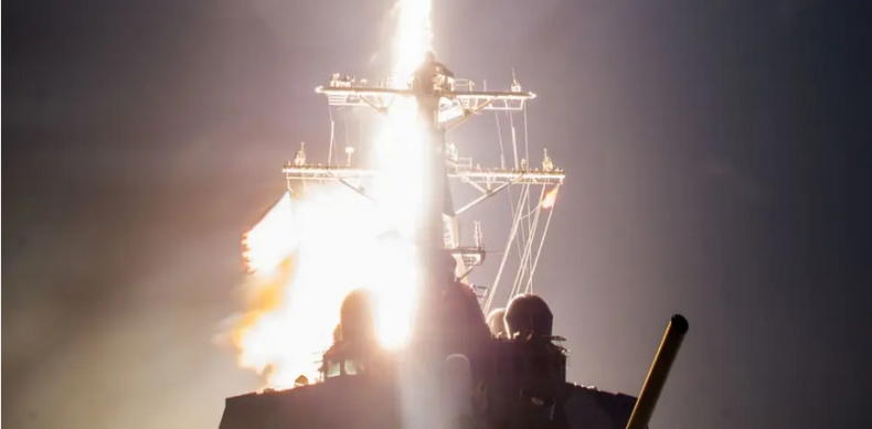 Pierwsza udana próba zestrzelenia rakiety balistycznej pociskiem wystrzelonym z okrętu w USA (wideo) - GospodarkaMorska.pl