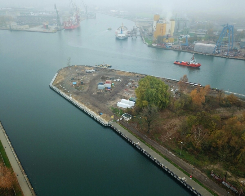Polski Hak w rękach Capital Park - GospodarkaMorska.pl