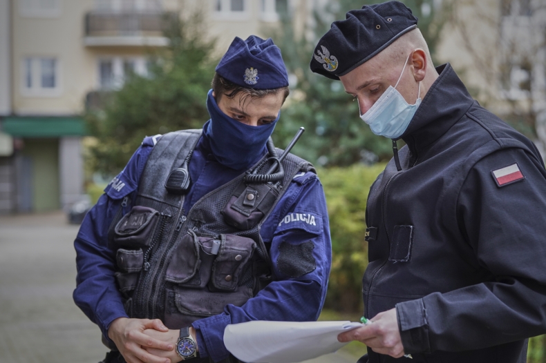 Marynarze pomagają w kontrolowaniu kwarantanny  - GospodarkaMorska.pl