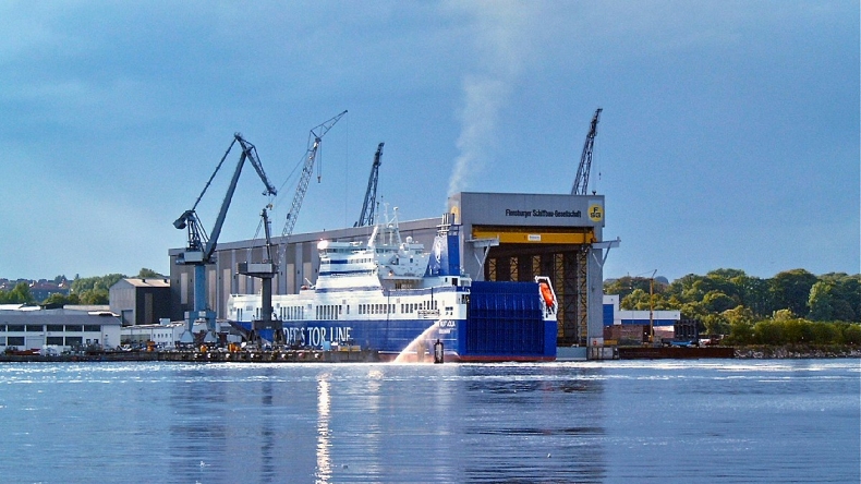 Niemiecka stocznia z pierwszym zamówieniem po zmianie właściciela - GospodarkaMorska.pl