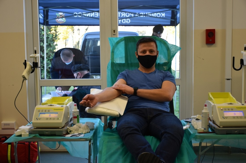 Akcja krwiodawstwa w gdyńskiej Flotylli  - GospodarkaMorska.pl