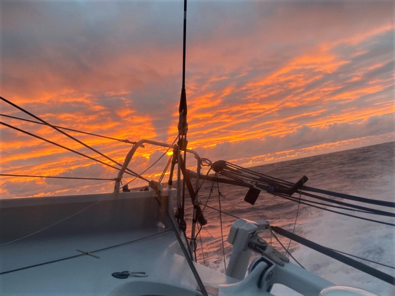 Vendee Globe - zmiana lidera regat, kłopoty Dalina - GospodarkaMorska.pl