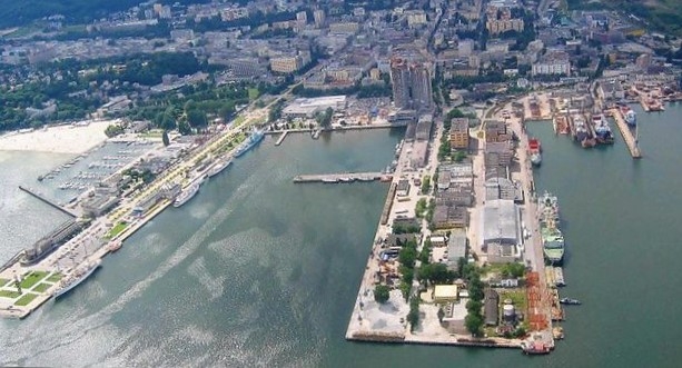 W Gdyni wyłowiono ciała dwóch mężczyzn  - GospodarkaMorska.pl