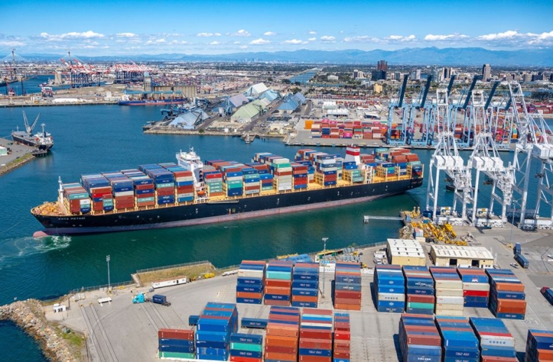 Port Long Beach zanotował najruchliwszy rok w swojej historii - GospodarkaMorska.pl