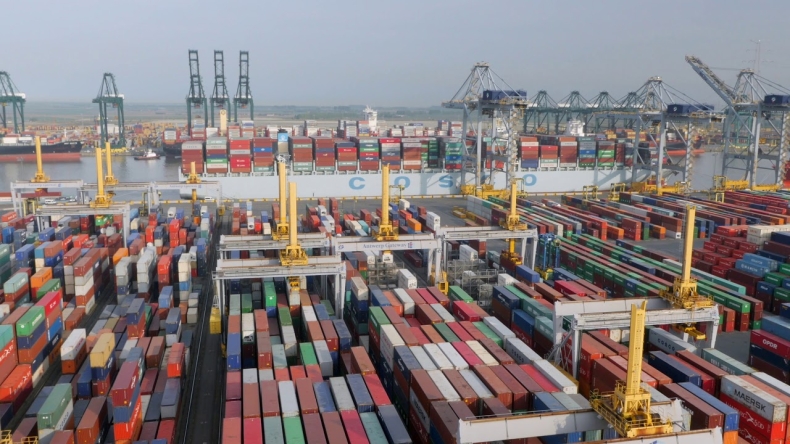 Belgijski terminal zamawia flotę zautomatyzowanych dźwigów - GospodarkaMorska.pl