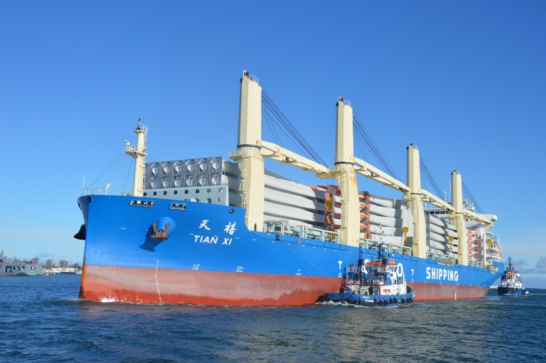 COSCO Shipping – chiński gigant przybywa do gdyńskiego portu z kolejną partią śmigieł - GospodarkaMorska.pl