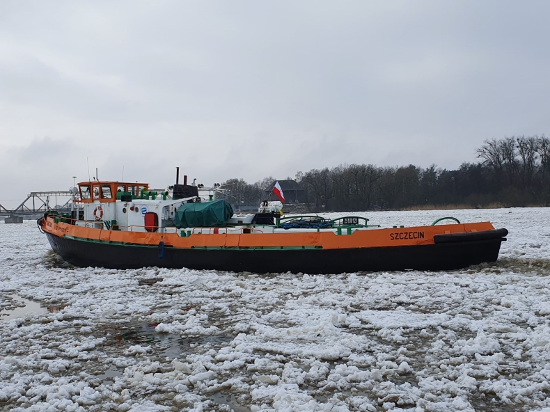 Na wiślanym Zbiorniku Włocławskim pracuje 10 lodołamaczy - GospodarkaMorska.pl