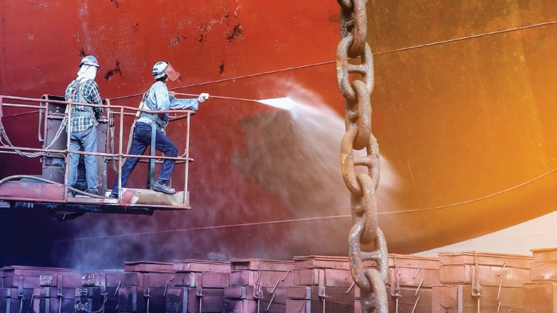 Tony stali rdzewieją na morzach. Koszty naprawy możesz chronić ubezpieczeniem - GospodarkaMorska.pl