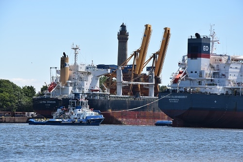 Luty dał znacząco więcej ładunków w portach Szczecin i Świnoujście - GospodarkaMorska.pl