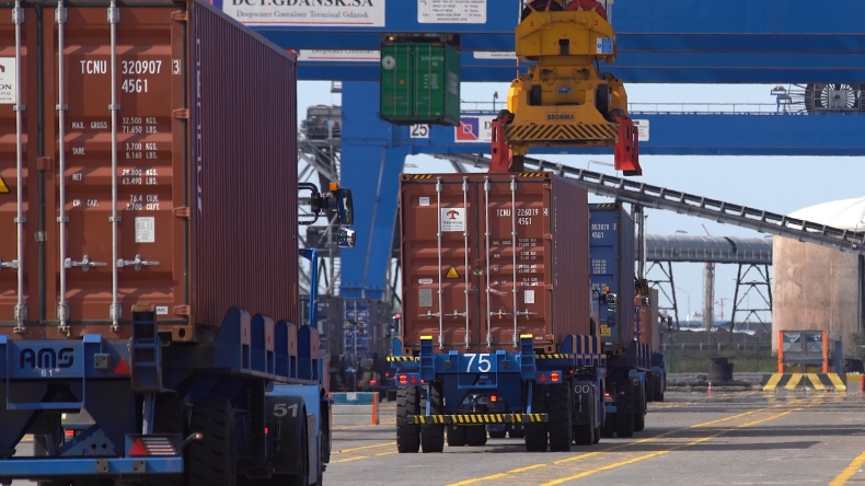 Polska na Jedwabnym Szlaku. Głównym  beneficjentem są terminale kontenerowe działające w polskich portach.  - GospodarkaMorska.pl