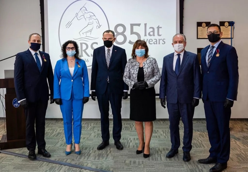 Łukasz Greinke, Prezes Portu Gdańsk wyróżniony przez Prezydenta RP. Wśród odznaczonych również Dorota Arciszewska-Mielewczyk oraz Andrzej Madejski - GospodarkaMorska.pl