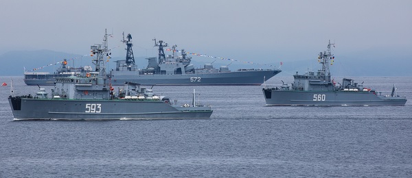 Rosja informuje o powrocie ponad 20 okrętów po ćwiczeniach w pobliżu Krymu - GospodarkaMorska.pl