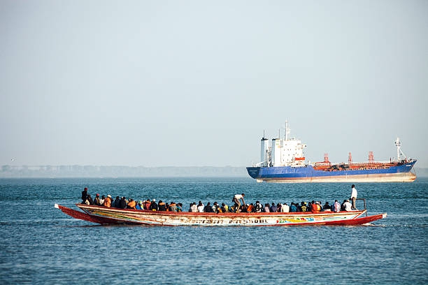 Kolejnych 630 migrantów przybyło na Lampedusę w ciągu jednego dnia - GospodarkaMorska.pl