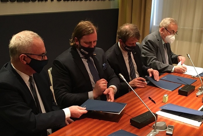 PRS będzie nadzorował budowę Strażaka-28 - GospodarkaMorska.pl