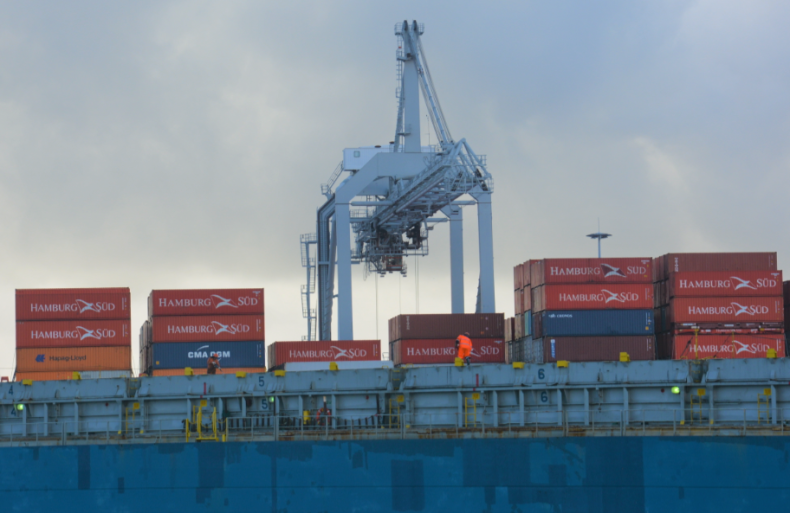 Indeks zadowolenia marynarzy ujawnia ich obawy związane z kryzysem wymiany załóg - GospodarkaMorska.pl