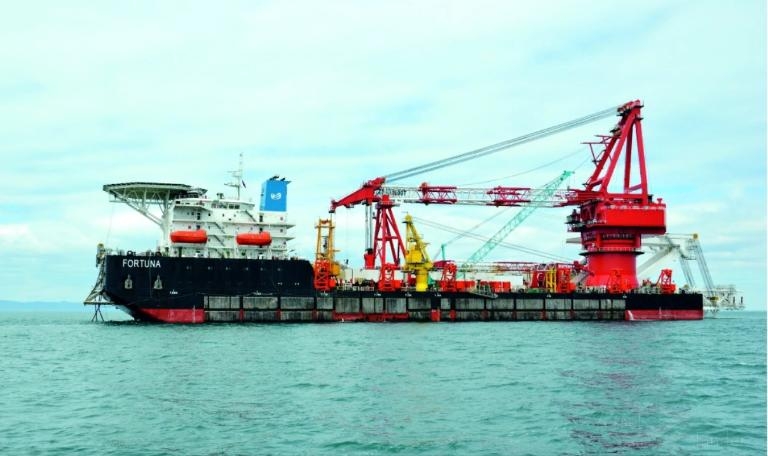 Niemcy: Barka Fortuna z pozwoleniem na wznowienie prac przy NS2 na wodach niemieckich - GospodarkaMorska.pl