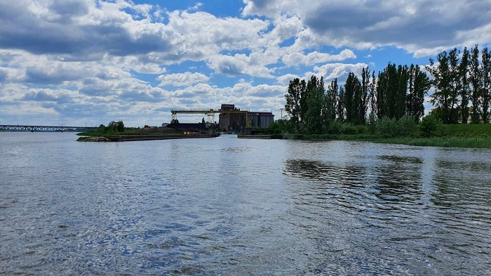 Wąsik: w tym roku na pogłębianie Wisły w rejonie Płocka prawie 18 mln zł, w tym 5 mln zł z MSWiA  - GospodarkaMorska.pl