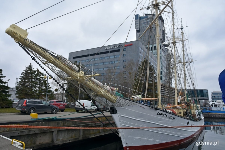 „Zawisza Czarny” zaprasza do wspólnego świętowania - GospodarkaMorska.pl