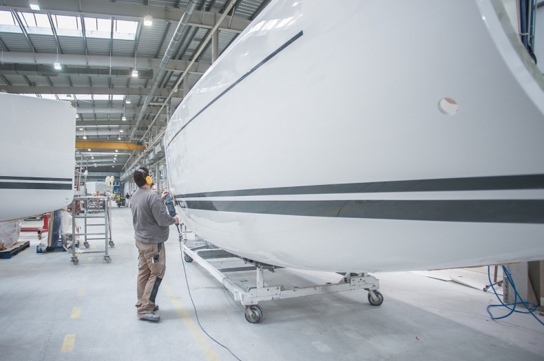 Szkutnik - zawód, który w Polsce przeżywa drugą młodość - GospodarkaMorska.pl