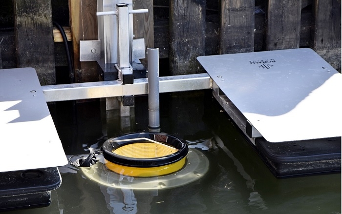 Nowoczesny kosz Seabin pojawił się w gdyńskiej marinie - GospodarkaMorska.pl