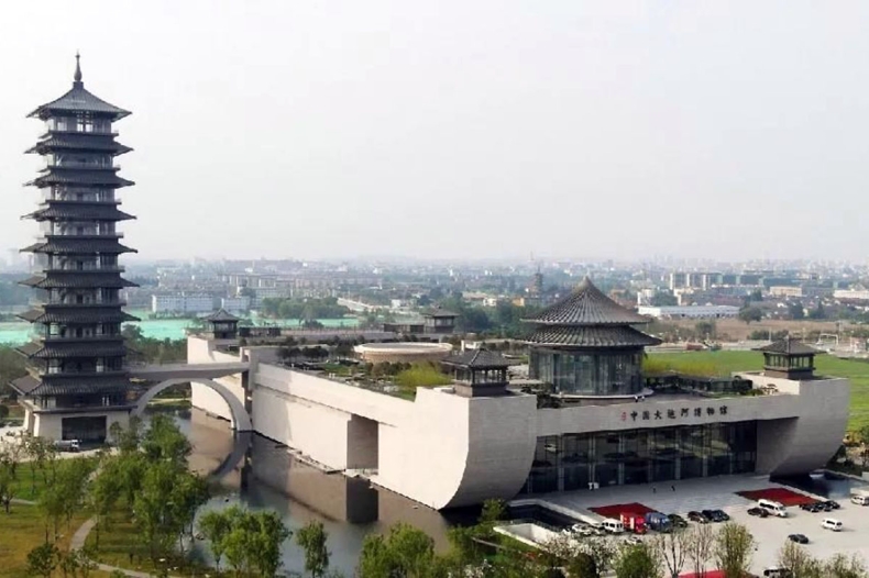 Chińskie Muzeum Wielkiego Kanału w Yangzhou oficjalnie otwarte - GospodarkaMorska.pl