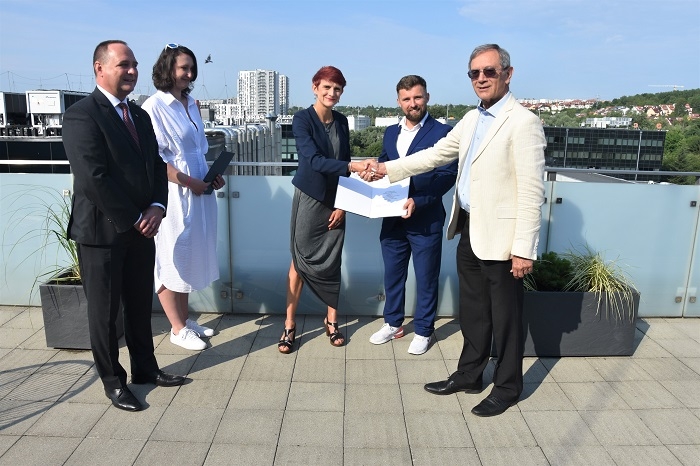 Polskie startupy satelitami Neptuna. Z Pomorskiej Strefy na oceany biznesu  - GospodarkaMorska.pl