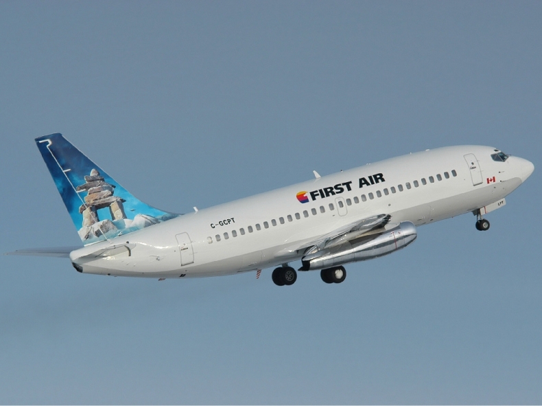 USA. Towarowy boeing 737 spadł do wody pod Hawajami - GospodarkaMorska.pl