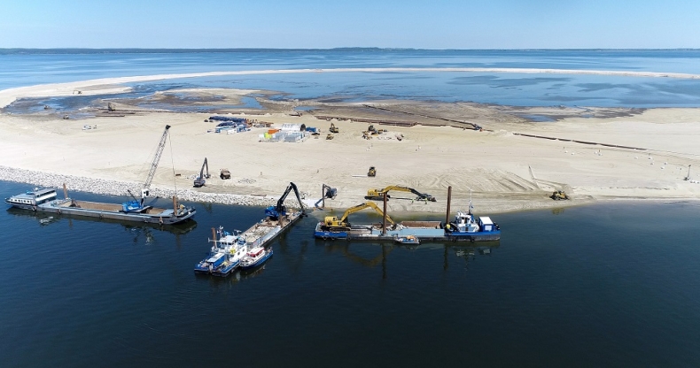 Postęp prac przy modernizacji toru wodnego Świnoujście-Szczecin - GospodarkaMorska.pl