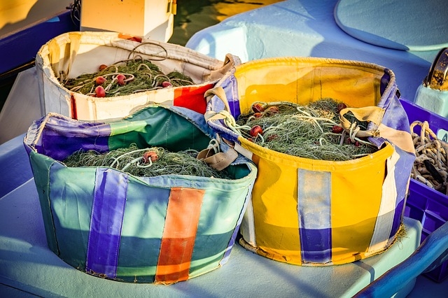 Pomorskie: Protest rybaków rekreacyjnych - utrudnienia w ruchu w drodze na Hel - GospodarkaMorska.pl