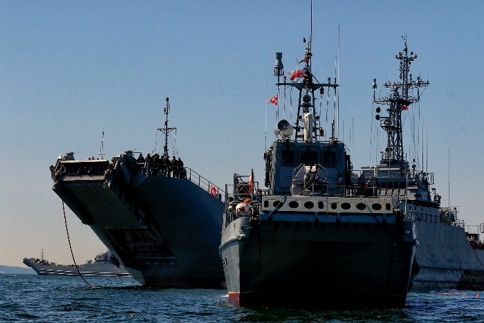 29. rocznica utworzenia 2. Dywizjonu Okrętów Transportowo - Minowych - GospodarkaMorska.pl