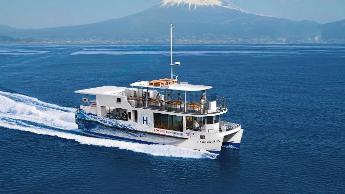 Zakończono budowę promu Hydro Bingo z wodorowym silnikiem dwupaliwowym - GospodarkaMorska.pl