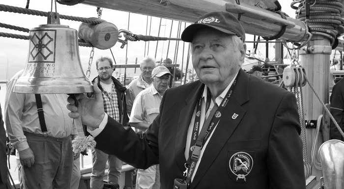 Bohdan Sienkiewicz, twórca “Latającego Holendra”, odszedł na wieczną wachtę - GospodarkaMorska.pl