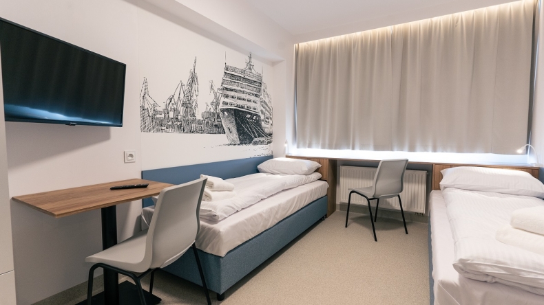 Aparthotel już gotowy. Zaprasza kolejne firmy do współpracy [WIDEO, ZDJĘCIA] - GospodarkaMorska.pl