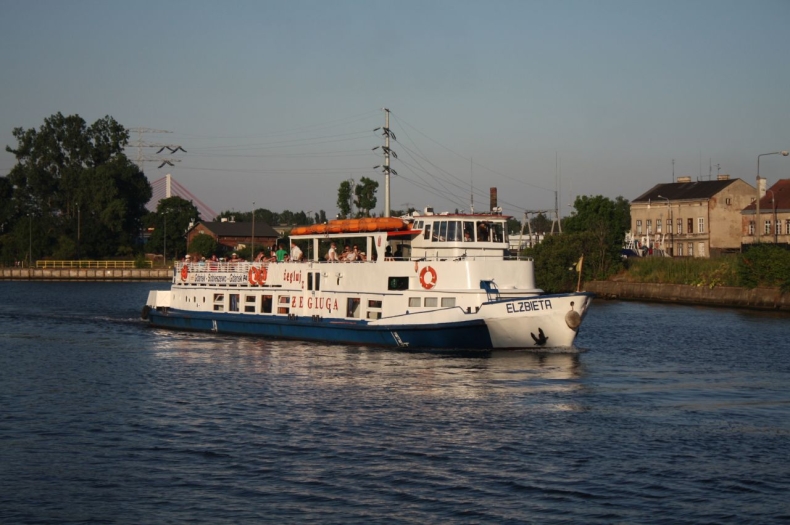 Gdańsk. Wróciły rejsy na Wyspę Sobieszewską - GospodarkaMorska.pl