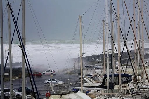 Tropikalny sztorm "Fred" zagraża Florydzie - GospodarkaMorska.pl