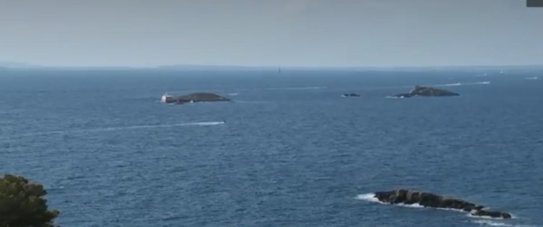 Ponad 40 rannych w wypadku promu koło Ibizy. Statek wpłynął na mieliznę. Płynął za szybko? - GospodarkaMorska.pl