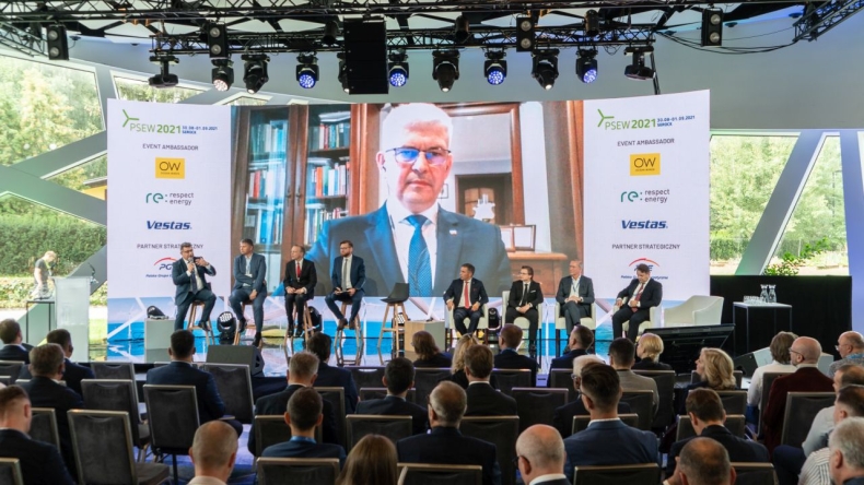 Branża energetyki wiatrowej zadowolona z dalszych prac nad złagodzeniem 10H - GospodarkaMorska.pl