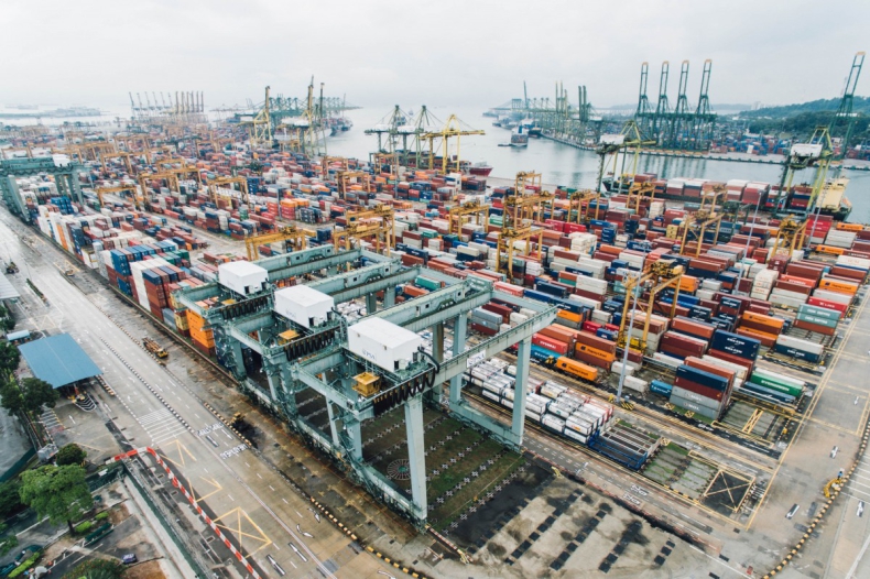 Obyś żył w ciekawych czasach. Globalne zatory portowe zakłócają łańcuchy dostaw  - GospodarkaMorska.pl