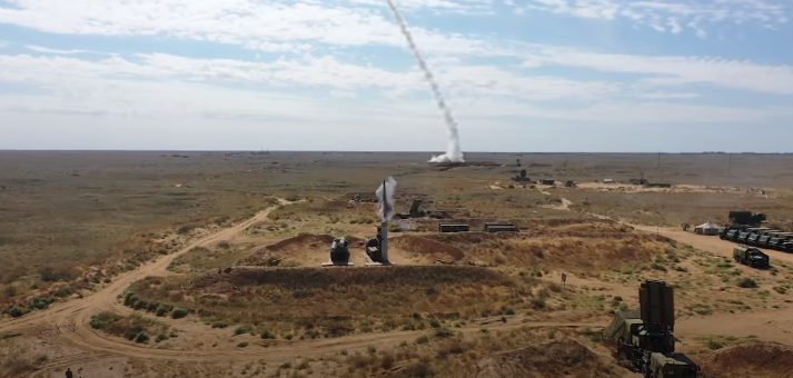 Manewry Zapad 2021 zakończone. Eksperci: demonstracja siły wobec Zachodu, integracja wojskowa z Białorusią [WIDEO] - GospodarkaMorska.pl