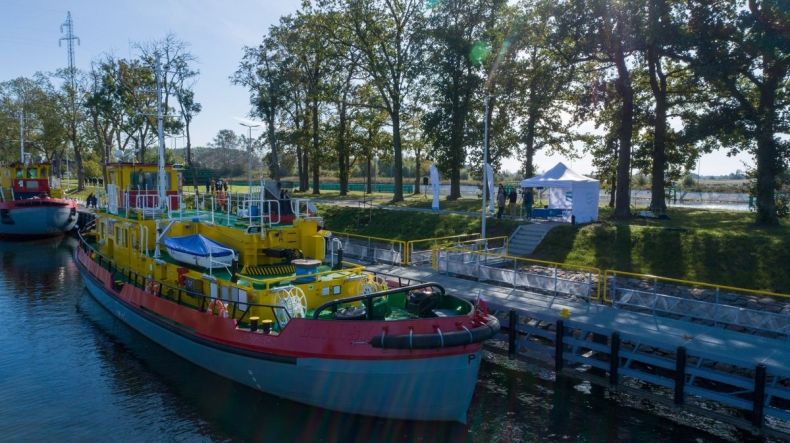 Flota RZGW w Gdańsku powiększyła się o nowoczesny lodołamacz liniowy [WIDEO, ZDJĘCIA] - GospodarkaMorska.pl