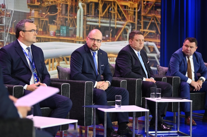 KGHM na Kongresie 590: transformacja energetyczna stanowi dla nas szansę - GospodarkaMorska.pl