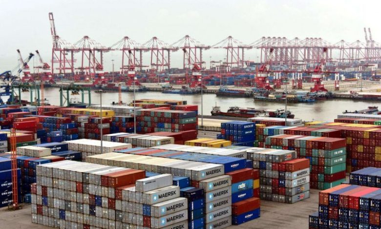 Chiński eksport wzrósł we wrześniu do rekordowego poziomu, ponieważ popyt przewyższa kryzys energetyczny - GospodarkaMorska.pl